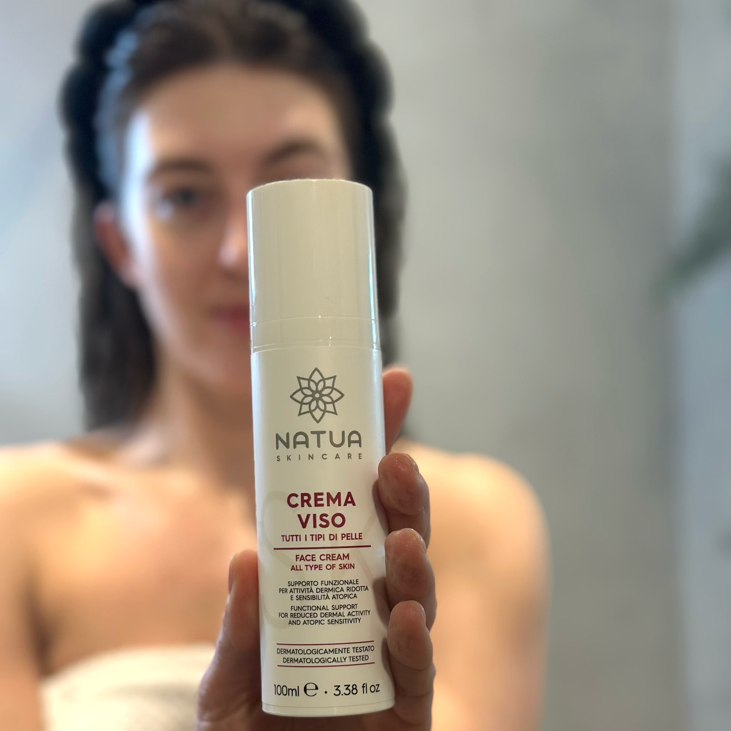 SK Crème Visage : L’Alliée Quotidienne des Peaux Sensibles et Réactives